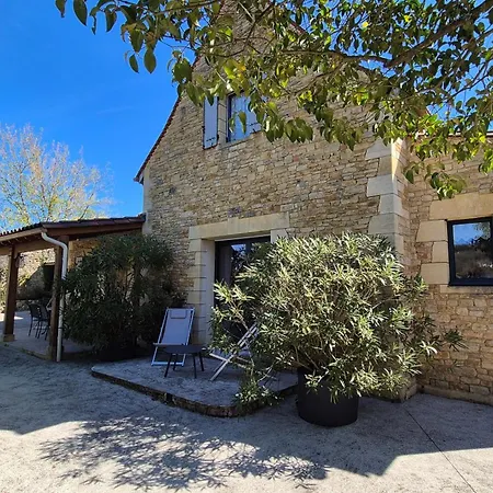 펜션 L'ecrin Alienor Maison De Charme A Sarlat Sagelat